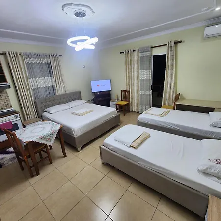 Nasi Apartament * Tirana